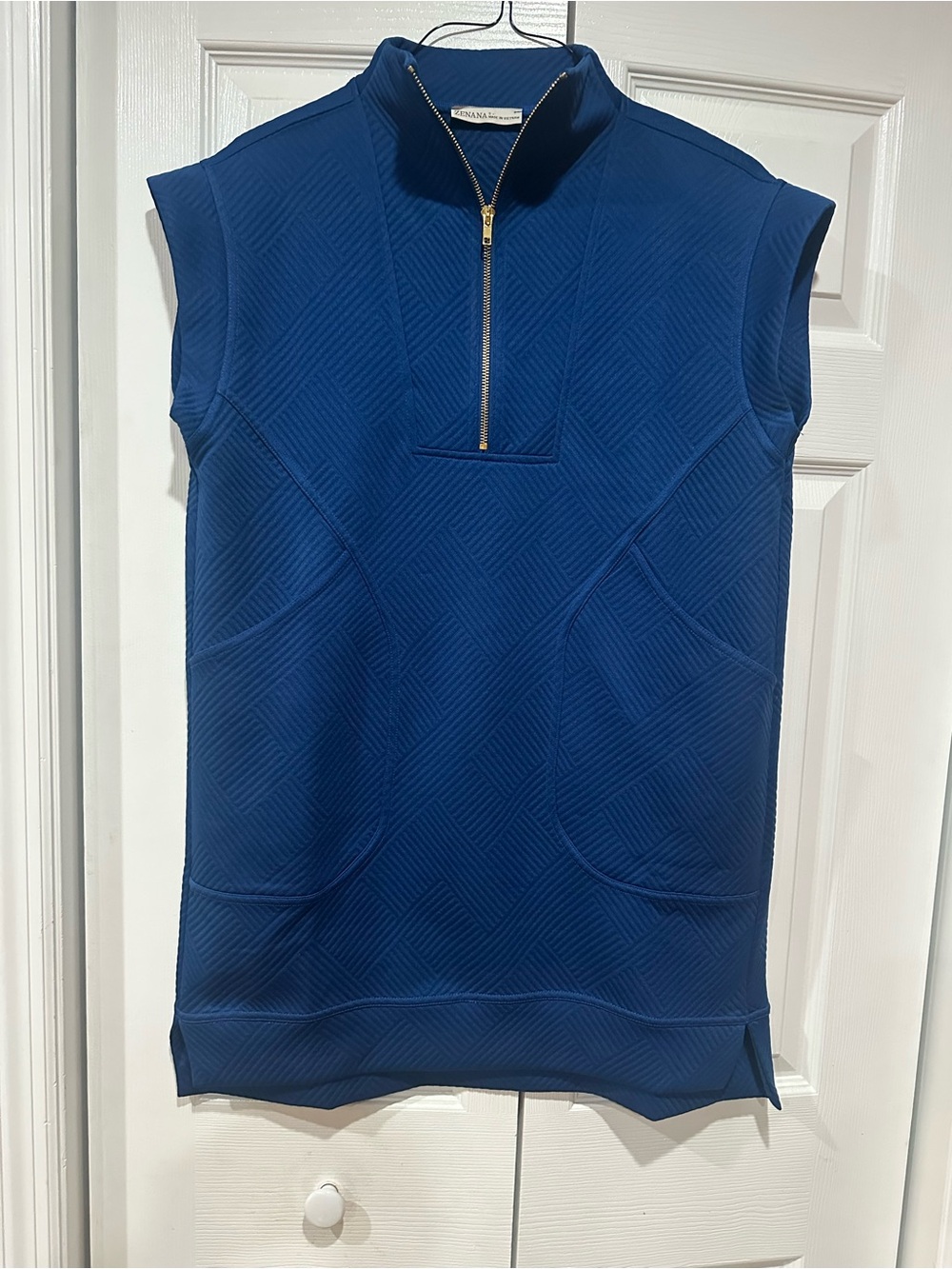 Sleeveless Quilted Zip-Neck Dress - Royal Blue
Zenana small